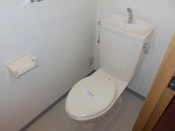 トイレ(同シリーズ)