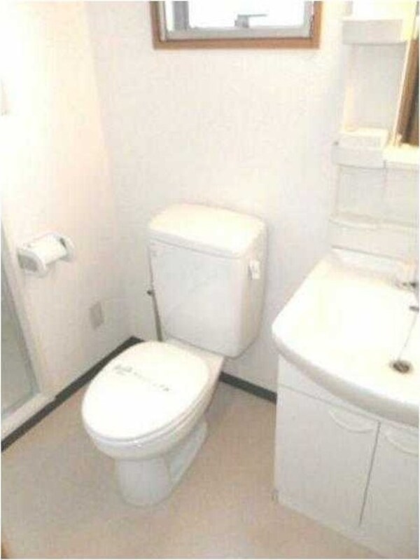 トイレ(別部屋参考写真)