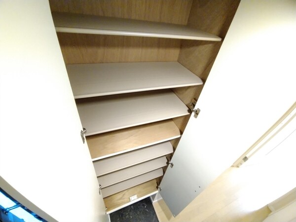 収納(シューズボックス)