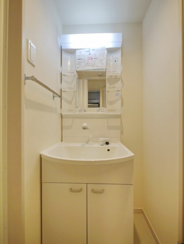 洗面(★朝の支度に便利なシャンプードレッサー★)