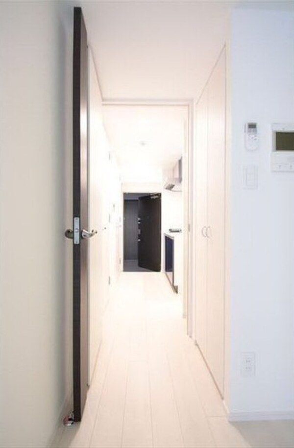 玄関(同シリーズ)