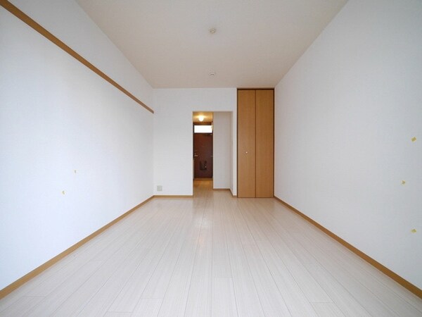 その他室内・内装(★広々洋室★)