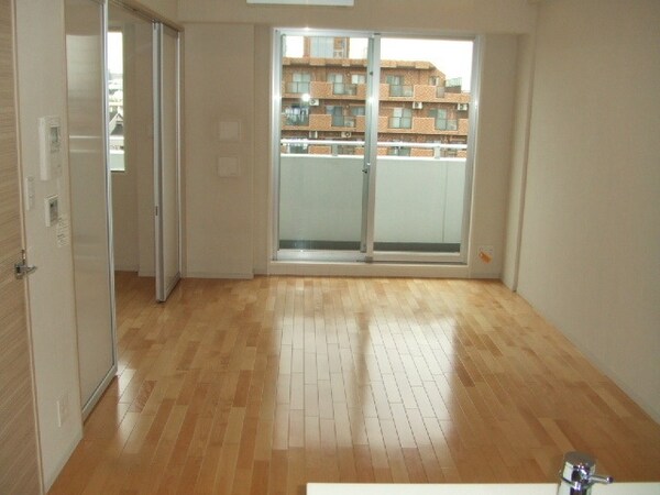 その他室内・内装(★広々１２帖のリビング★)