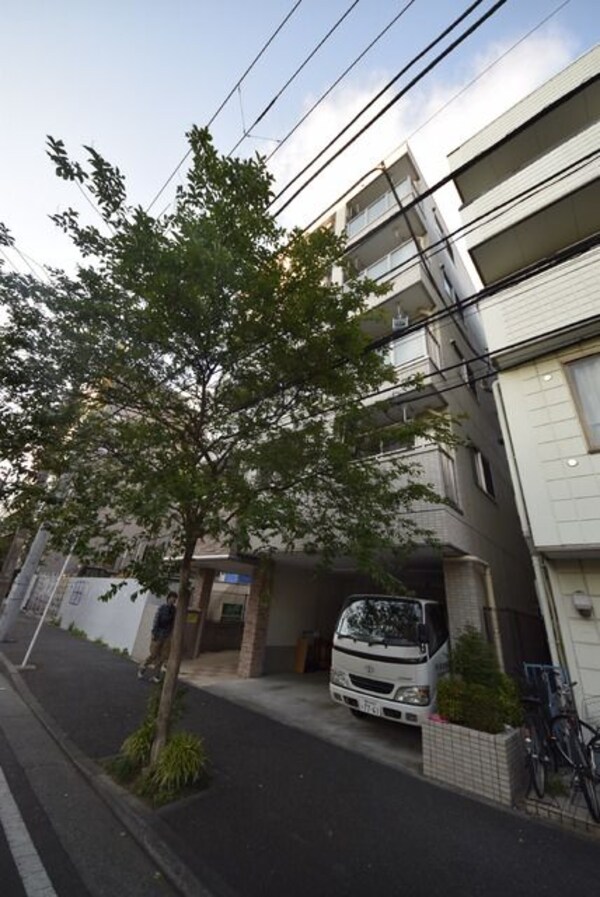 外観(★★近隣には買い物施設があり★★)