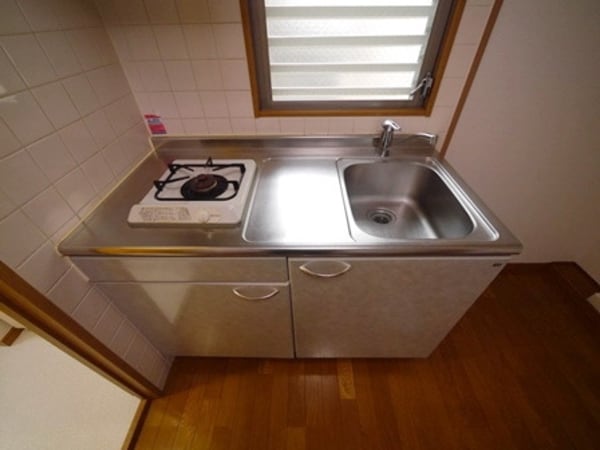 キッチン(★ガスコンロ1口設置済み★)