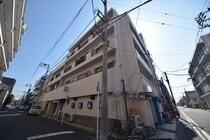 清水ビルの外観写真