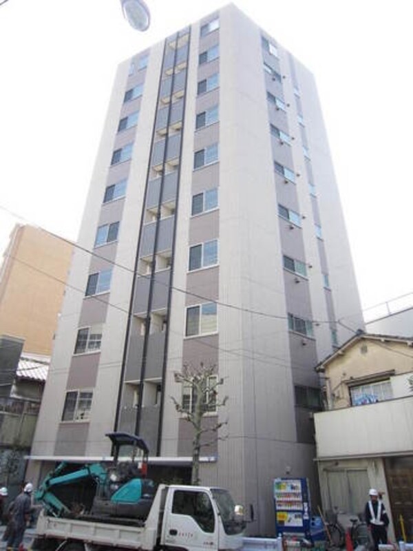 外観(コンクリート打ちっぱなしのお洒落な外観)