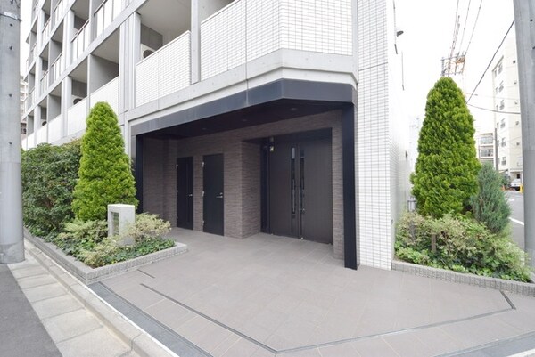 エントランス(建物入口)