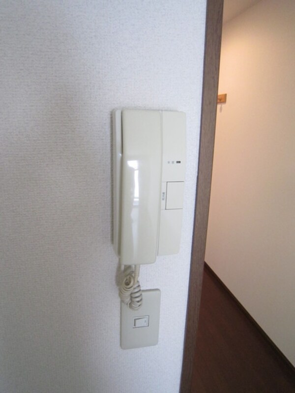 設備(インターホン完備)