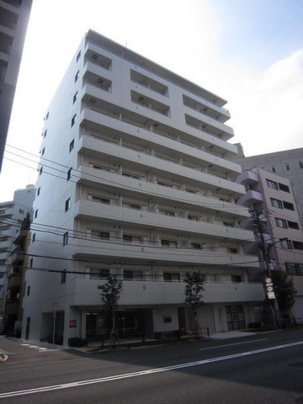 外観(駅徒歩4分)