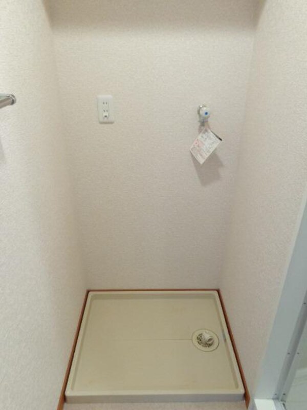 その他(室内洗濯機置き場)