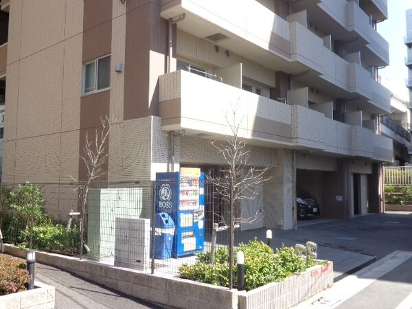 外観(入り口・外観)