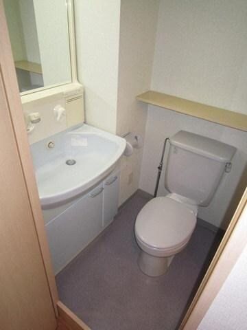 物件内観写真8　(☆独立洗面台＆トイレ★)