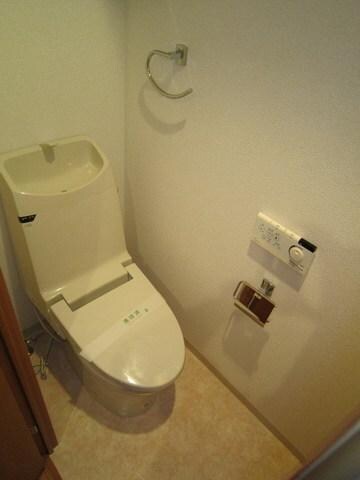 物件内観写真7　(トイレ)