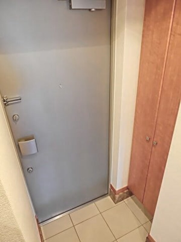 玄関(★シンプルな玄関スペース★)