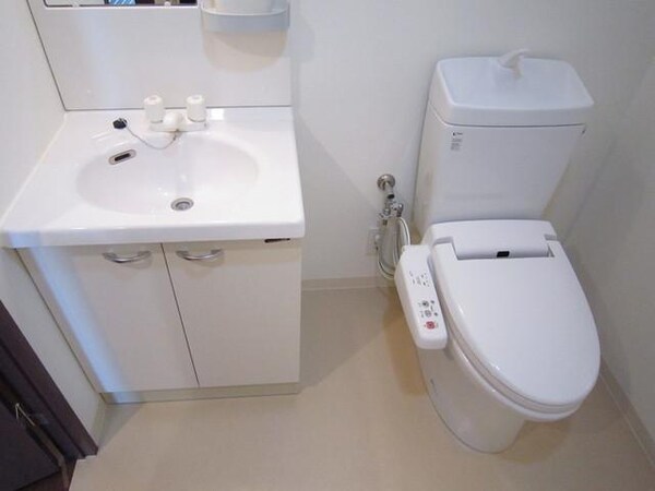 トイレ(ウォシュレット付きトイレ☆)