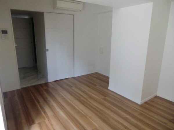 リビング・居室(１１帖のリビングスペース)