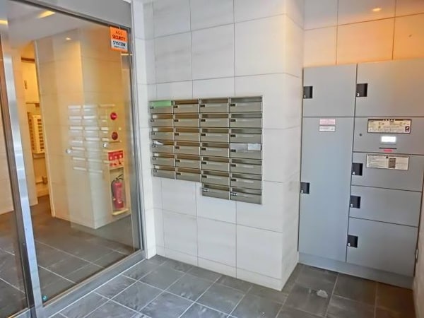 共有部分(便利な宅配ＢＯＸ完備)