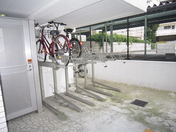 共有部分(駐輪場)