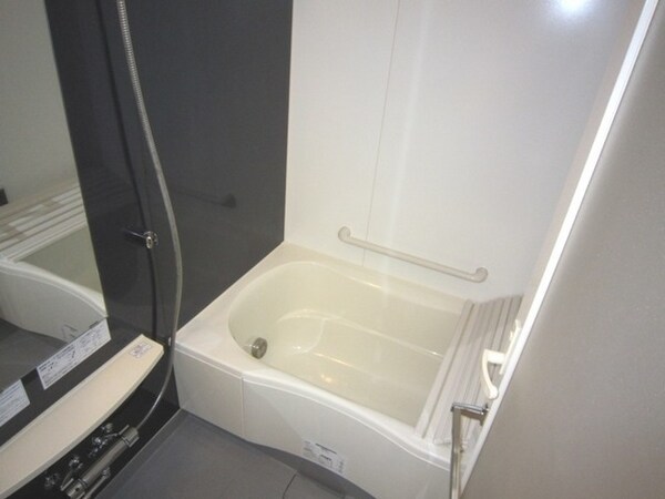 バス／シャワールーム等(追炊き機能付き)