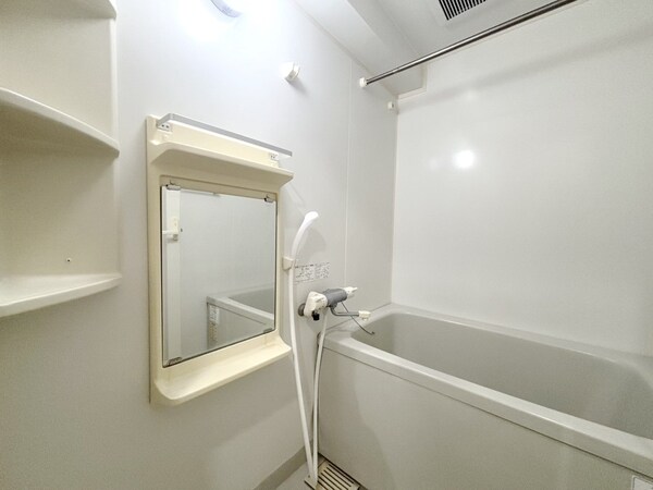 バス／シャワールーム等(別部屋参考写真)