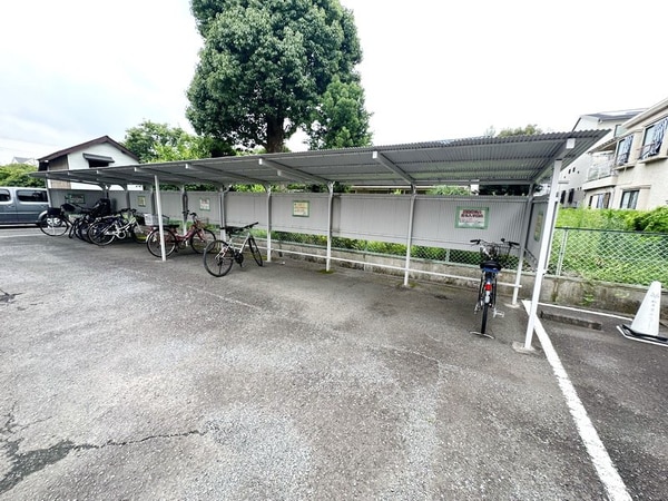駐車場(駐車場)