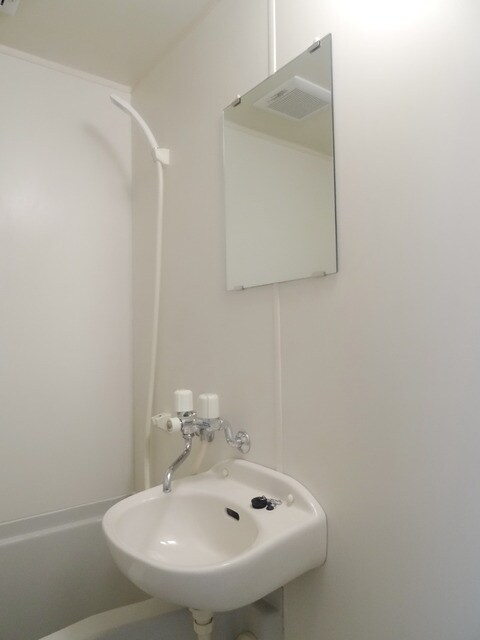 物件内観写真10　(★身だしなみ整える洗面台★)