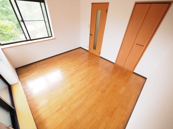 その他室内・内装(2面採光！明るいお部屋です！)