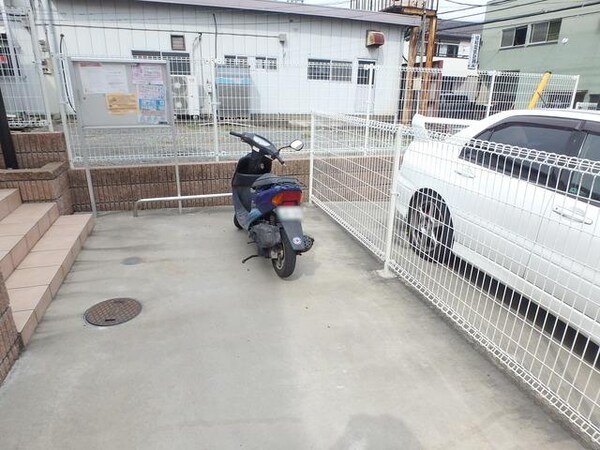 共有部分(★敷地内バイク置き場★)
