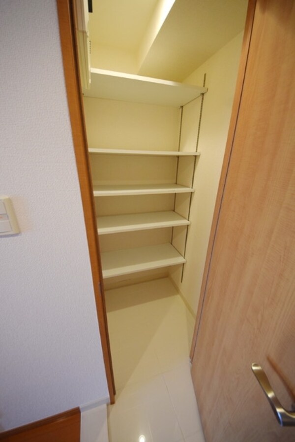 設備(★★大容量のシューズＢＯＸ★★)