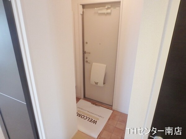 玄関(同シリーズ)