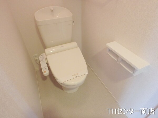 トイレ(同シリーズ)