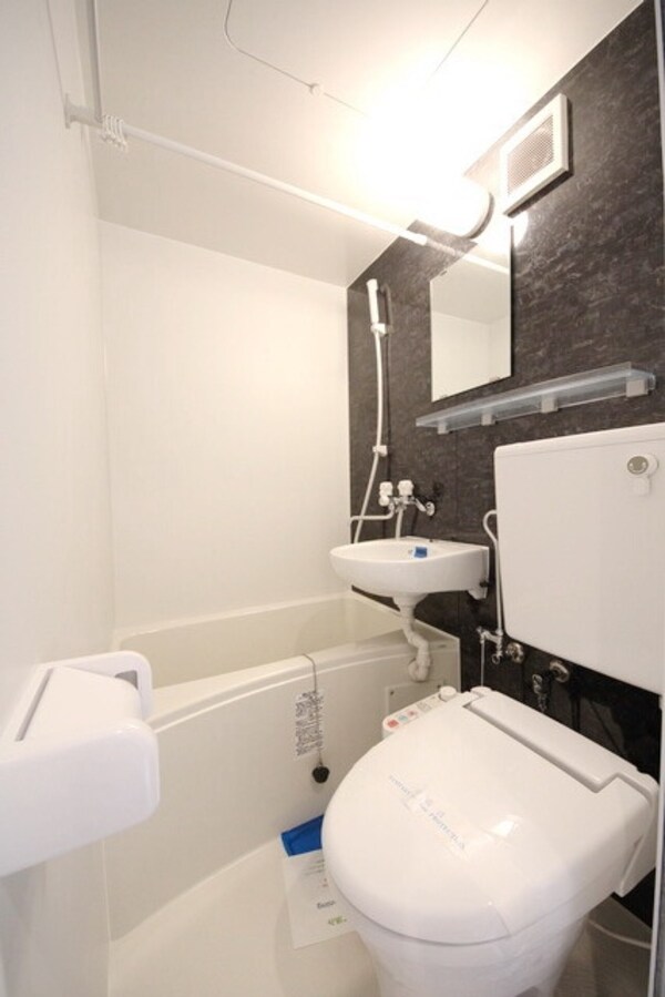 トイレ(同シリーズ)