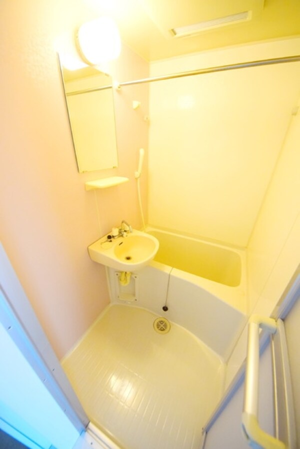 バス／シャワールーム等