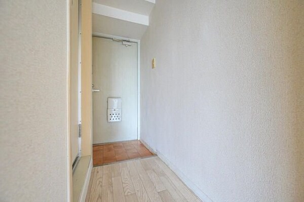 玄関(同シリーズ)