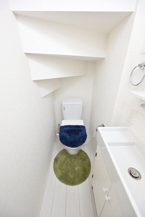トイレ(※家具・小物はイメージです)