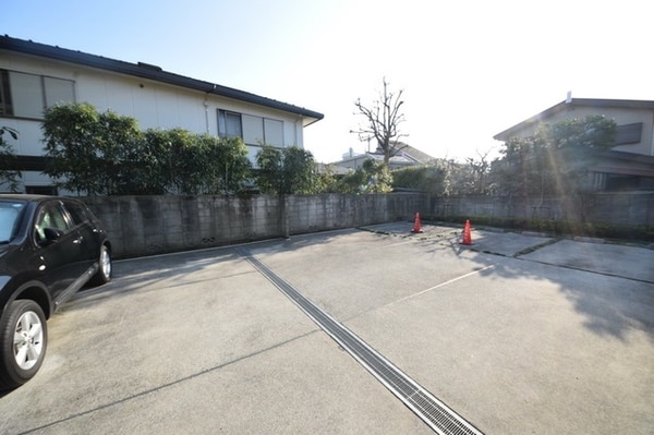 駐車場(☆お問い合わせはお早めに☆)