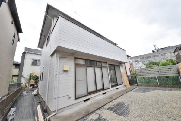 外観(★周辺は閑静な住宅街★)