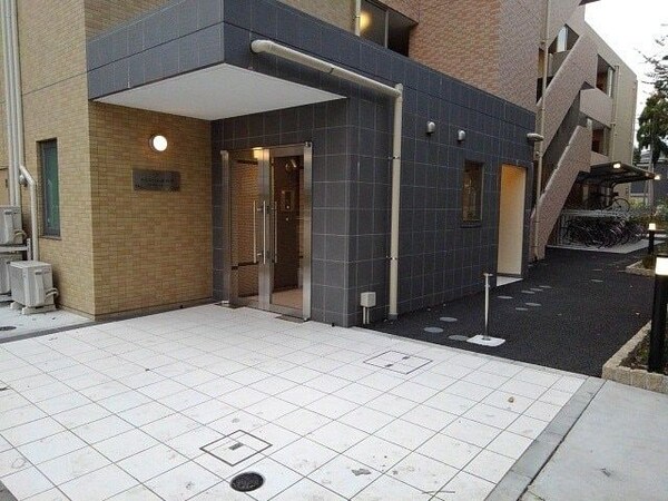 エントランス(エントランス)