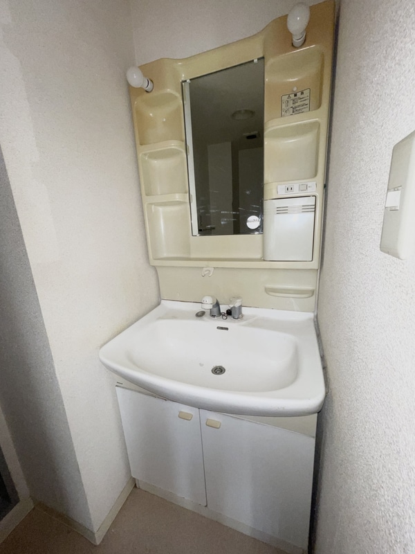 洗面(洗面)