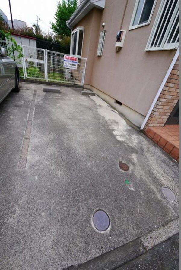 駐車場(駐車場あります)