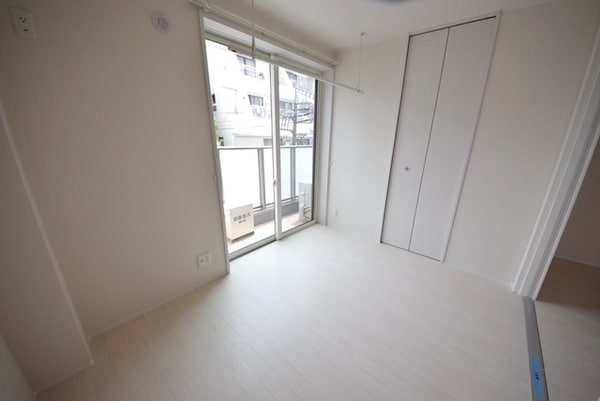 その他室内・内装(★4.8帖の洋室・白を基調とした明るいお部屋です★)