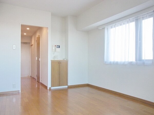 その他室内・内装(★北向きですが、広間は照明いらずの角部屋明るい2面採光★)
