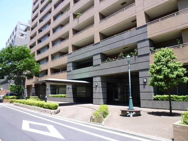 エントランス(★ホテルのようなエントランス★)