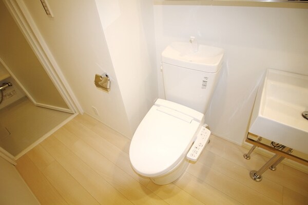トイレ(★ウォシュレット付のトイレです★)