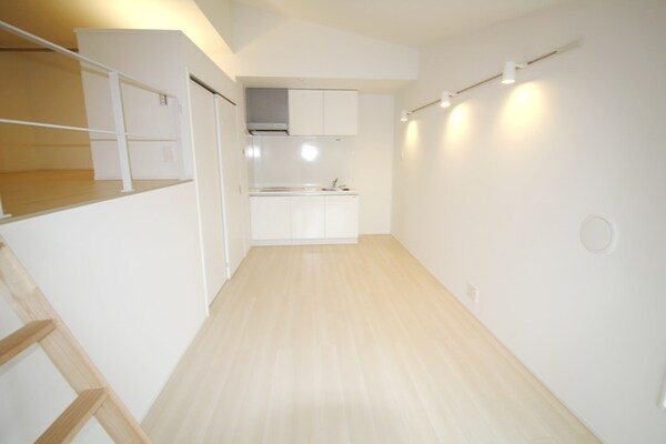 その他室内・内装(★洋室9帖広めのお部屋です★)