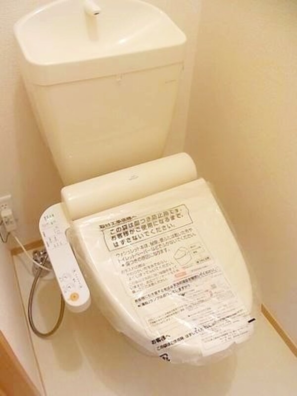 トイレ(ウォシュレット付きトイレ)
