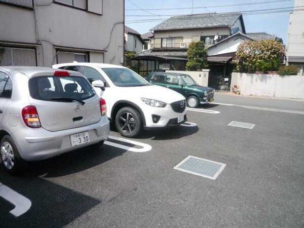 駐車場(★駐車場★)