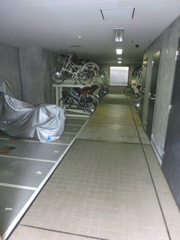 駐車場(自転車置き場・バイク置き場)