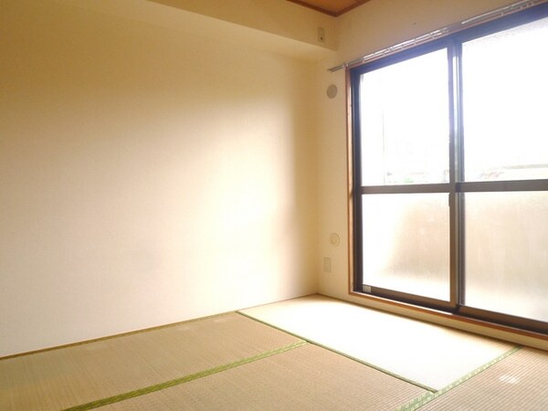 寝室(★和室６帖★)